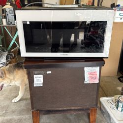 Bespoke Samsung Confectional Microwave Need Gone ASAP