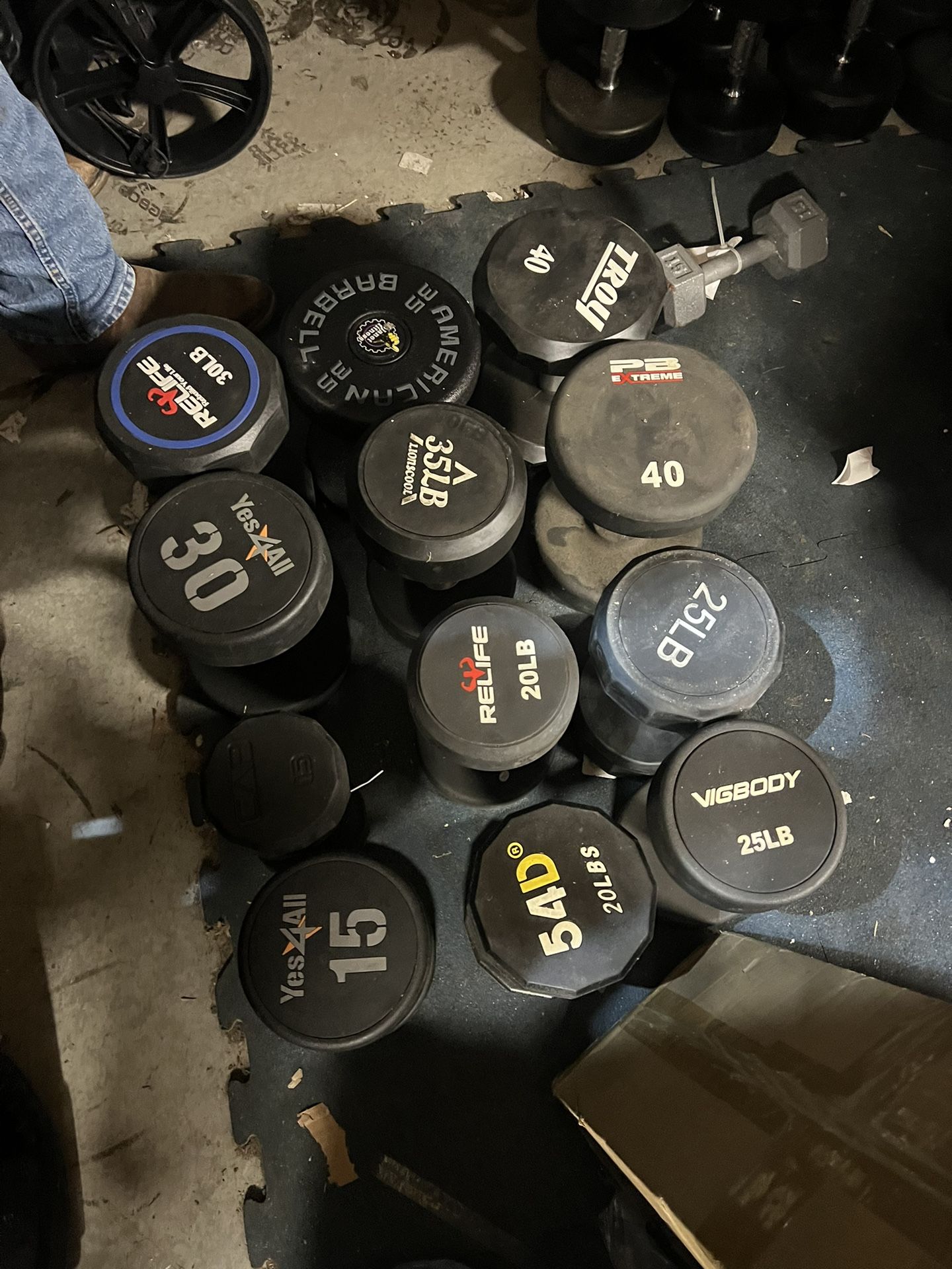 15-40LB Rubber Dumbbell Set 330lbs Total
