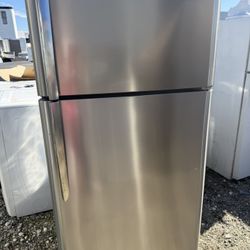 Frigidaire Gallery  Top Freezer Stainless Steel 30”w