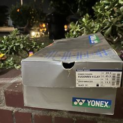 Yonex POWER CUSHION FUSIONREV 4 CLAY