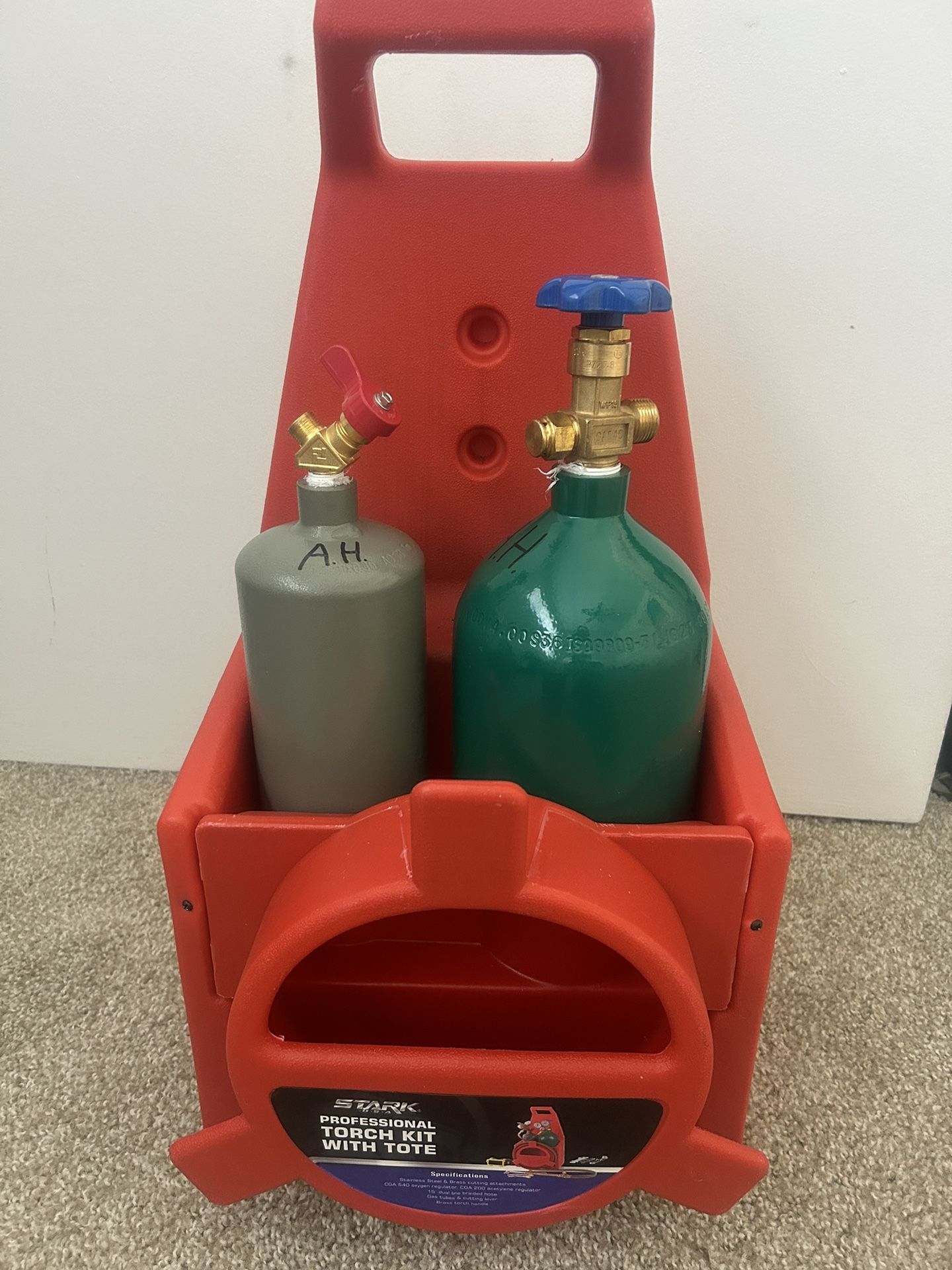Oxygen +Acetylene Tanks +tank Holder