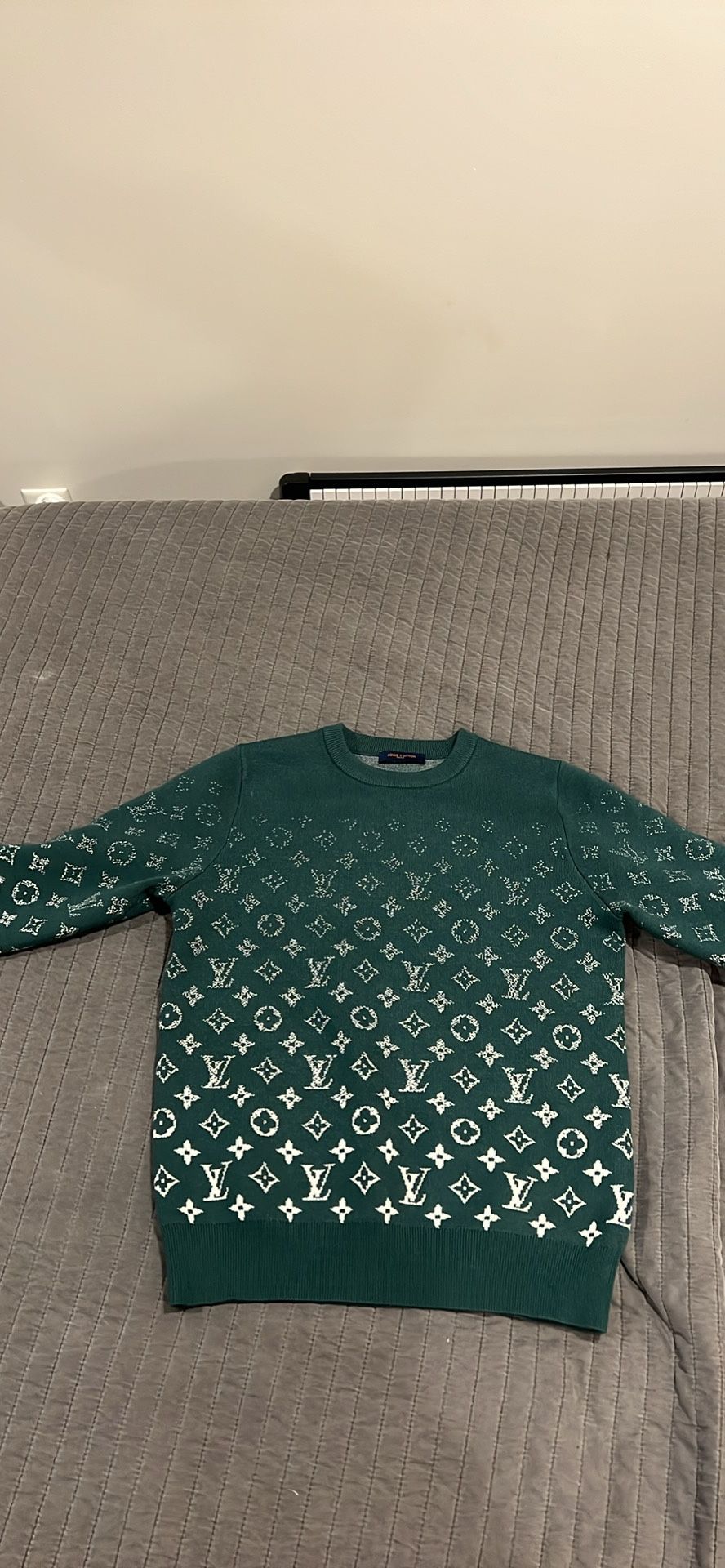 Louis Vuitton Gradient Sweater Sweatshirt