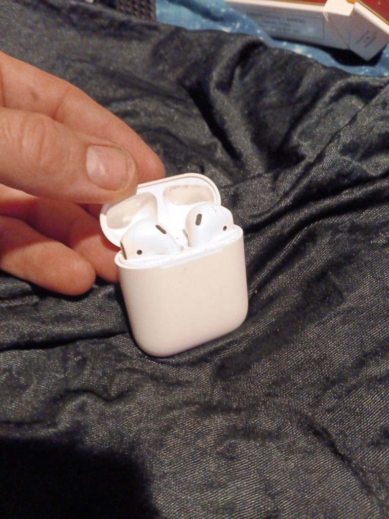 Air Pods