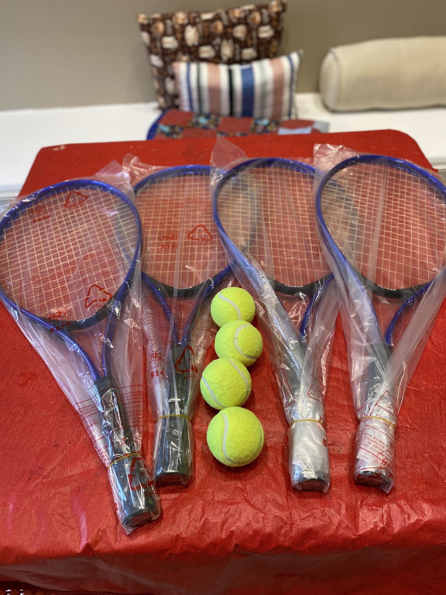 Set of 4 brand new Gopher tennis rackets and free Balls$15 each