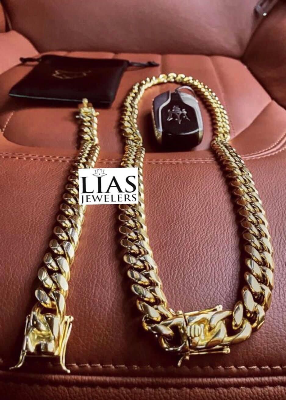 New 18k Yellow Gold Cuban Link Chain And Bracelet