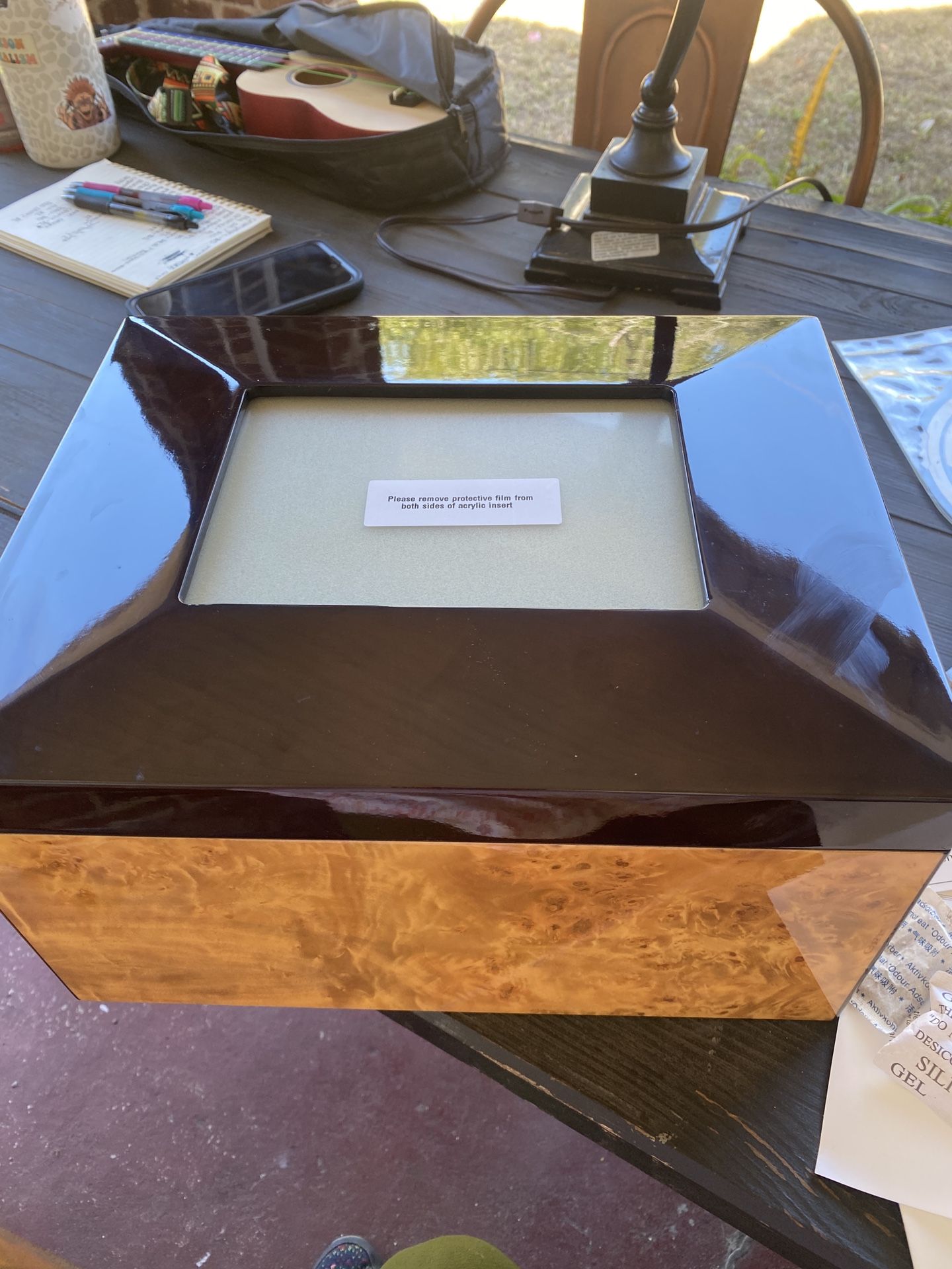 Cremation Urn and Memento Kit