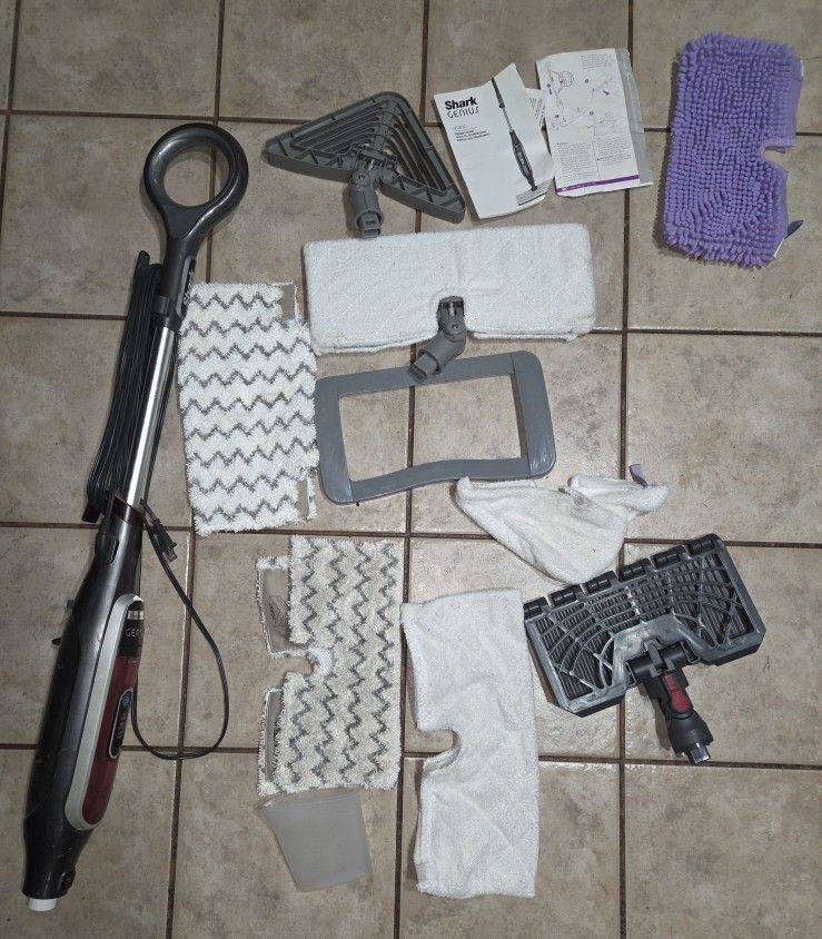 Steamer With Accessories 