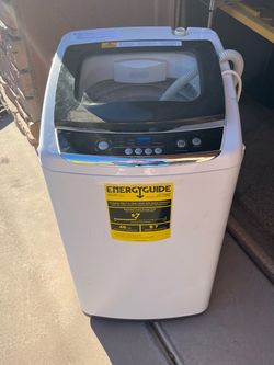 Black and Decker 0.9 cubic foot portable washer great shape