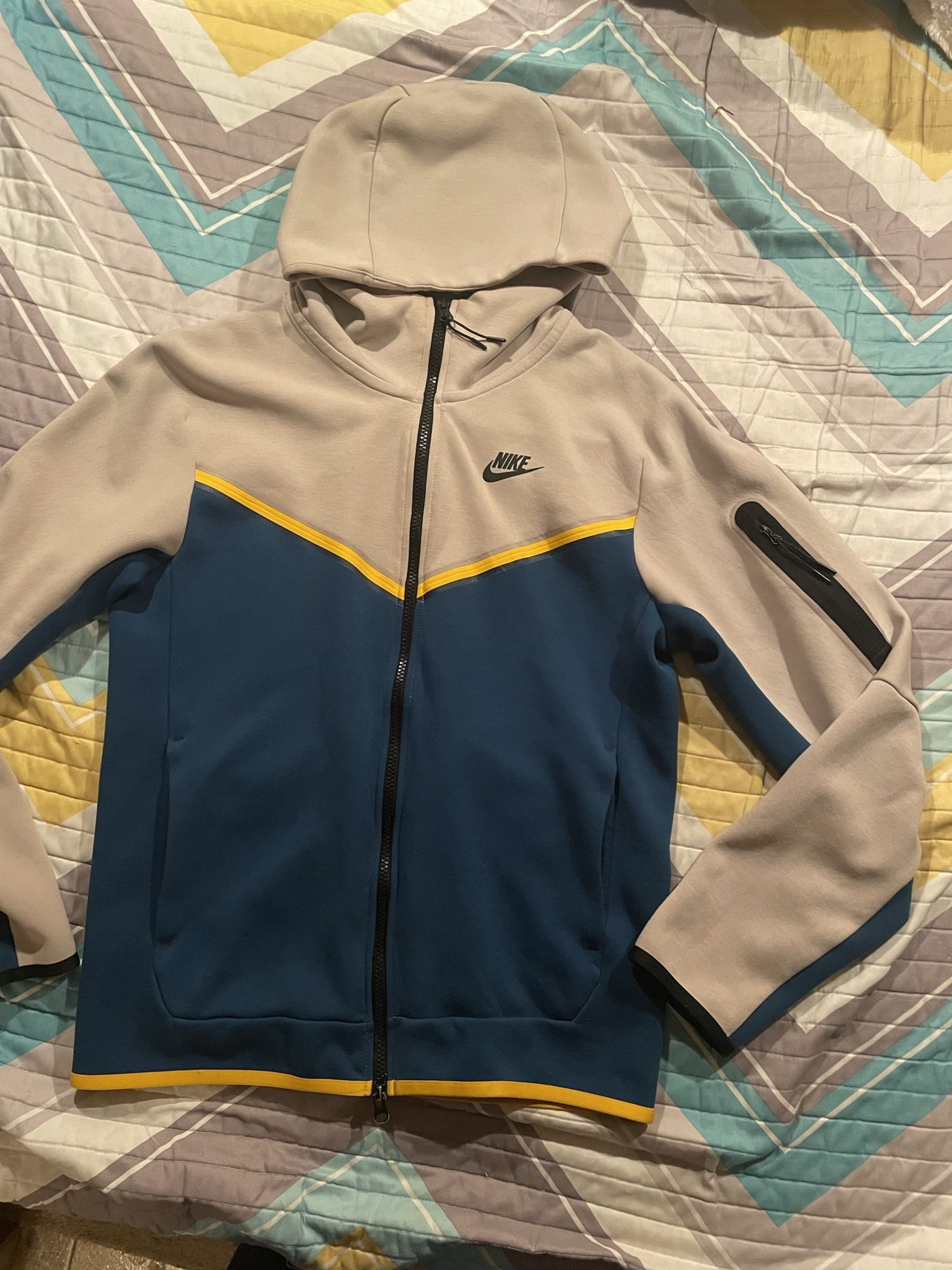 Nike Tech Fleece Blue/cream/yellow Hoodie Size Small