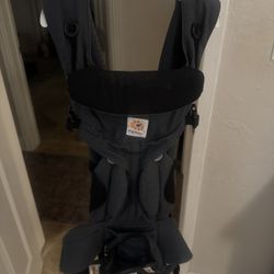 Ergobaby Baby Carrier (gray)