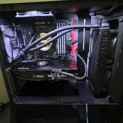 PC WITH FREE KEYBOARD AND MOUSE GIVE YOUR BEST OFFER 