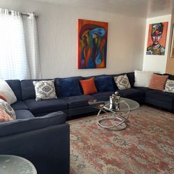 Sectional Couch With Coffee Table And 2 End Tables