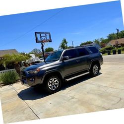 2019 Toyota 4Runner TRD Off Road Premium - Adaptive Cruise Control