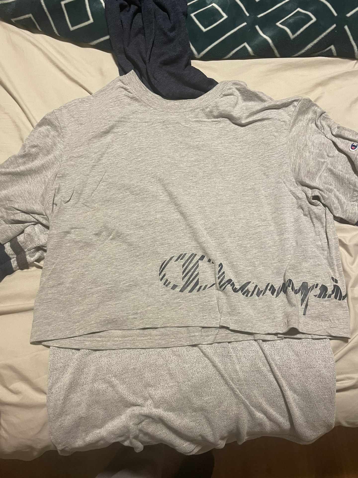 Cropped Champions T-shirt