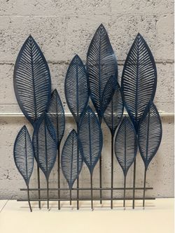 🌿 Metal Leaf Wall Sculpture – Modern Decorative Art