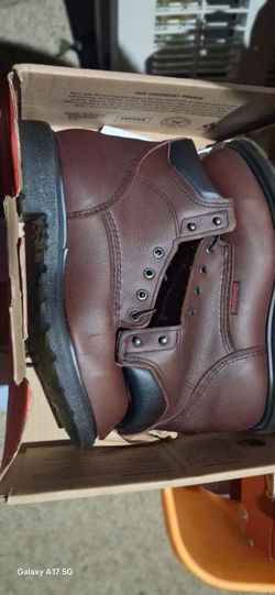 WIN OF THE WEEK!! BRAND NEW NEVER WORN 9.5 RED WING SUPER SOL STEEL TOE BOOTS IN BOX