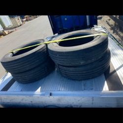 Road Master 255/70/22.5