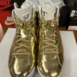 Air Jordan 6 Gold Limited Edition Almost New Size 10