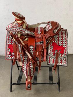 Montura bordada 100% calidad