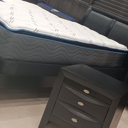 *Warehouse Blowout Weekend!!!*---Charming Emily Black Bed/Nightstand Or Chest Sets---From $228!!!---Limited Stock!!!🤭