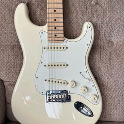 Fender American Professional Stratocaster (American made)