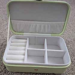 Brand New Jewelry Holder 