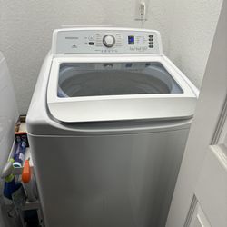 Insignia Washer & Electric Dryer