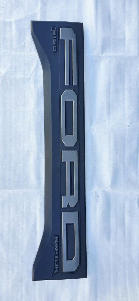 2017-2018-2019-2020 FORD RAPTOR ✅️✅️👌💯[OEM] TAILGATE MOLDING TREAM PANEL 