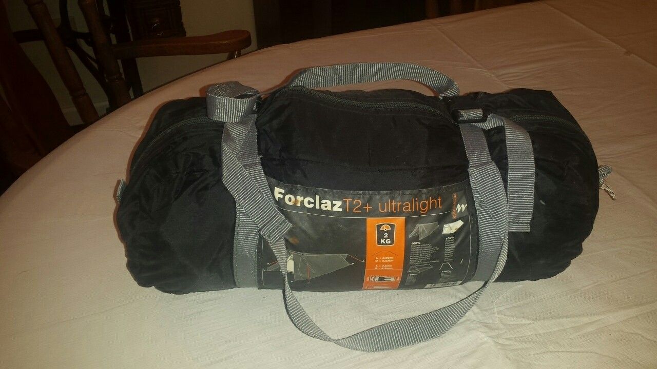 Tent forclaz t2 ultralight quechua for Sale in Lake Oswego OR OfferUp