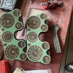 C10 Gauges