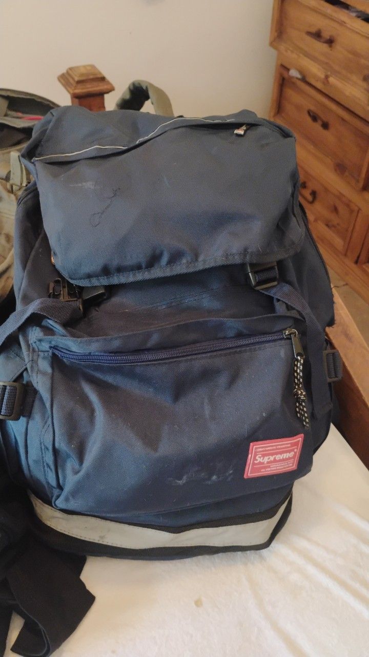 Supreme Back Pack