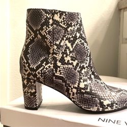 Nine West Womens Snakeprint Ankle Boots Size 6 