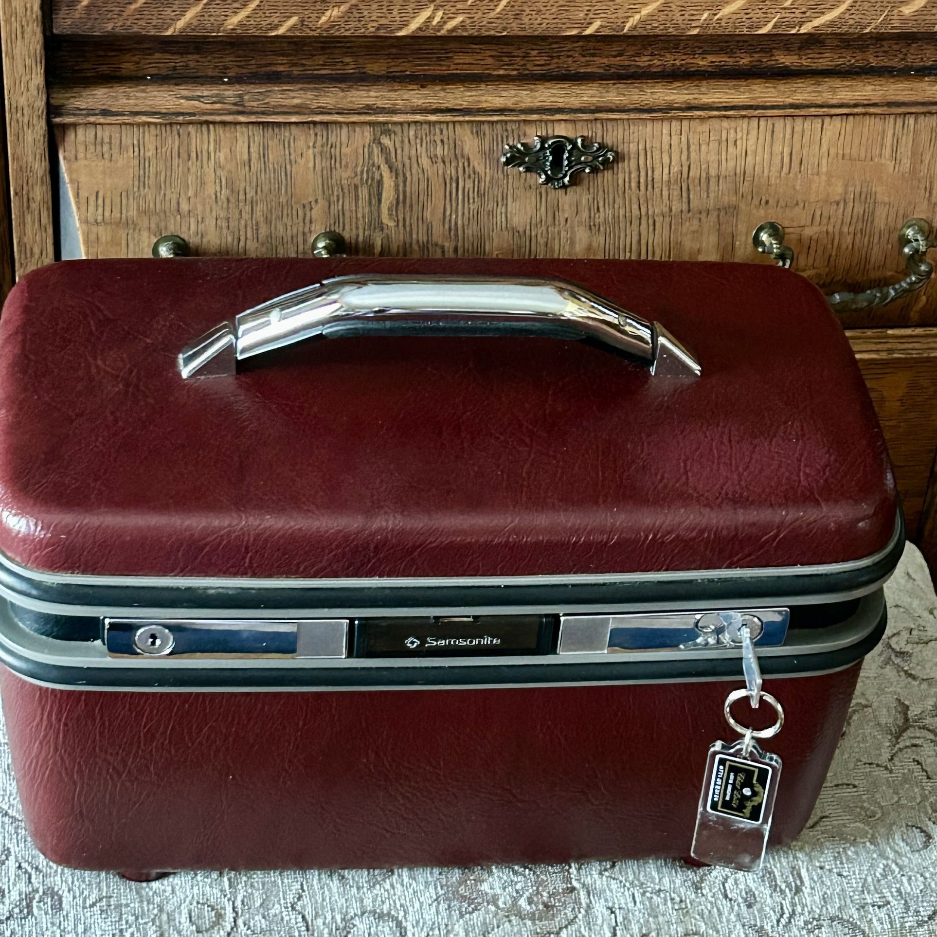 Vintage Samsonite Makeup/Train Case — Samsonite — Excellent