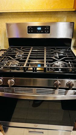 GE 30” 4-Burner Gas Range – 4.8 Cu. Ft. – Like New!