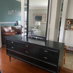 9 Drawer Dresser With Mirror
