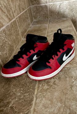 SIZE 5 NIKE AIR JORDANS