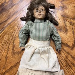 1995 Donna Robert Antique Porcelain Doll 