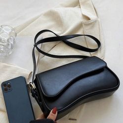 Shien Cross Body Bag 