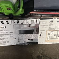 Microwave With Vent