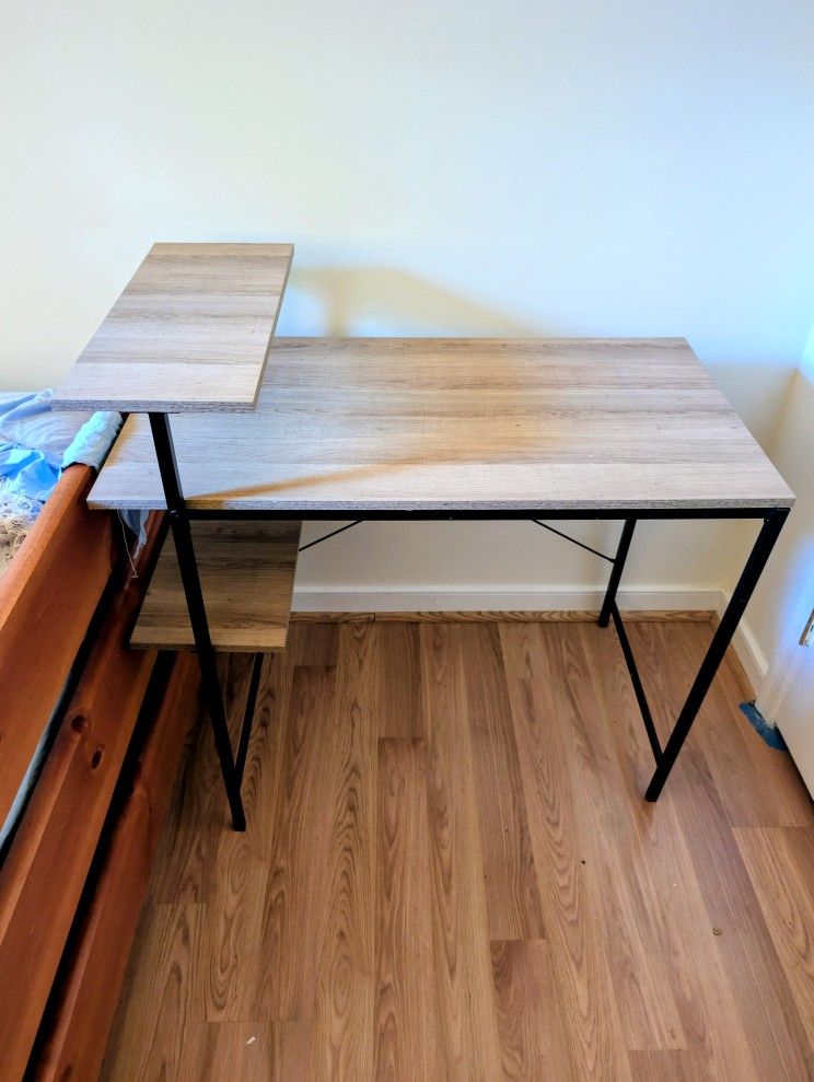 3 Foot Long 3 Shelf Desk