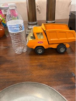 VINTAGE 1970’s Toy Tonka Truck