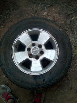 Toyota rim and tire