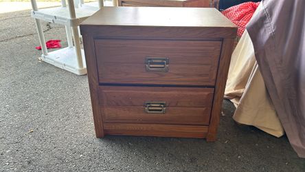 2 Dressers and Two Nightstands
