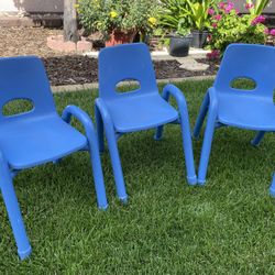 Children’s Chair(s)