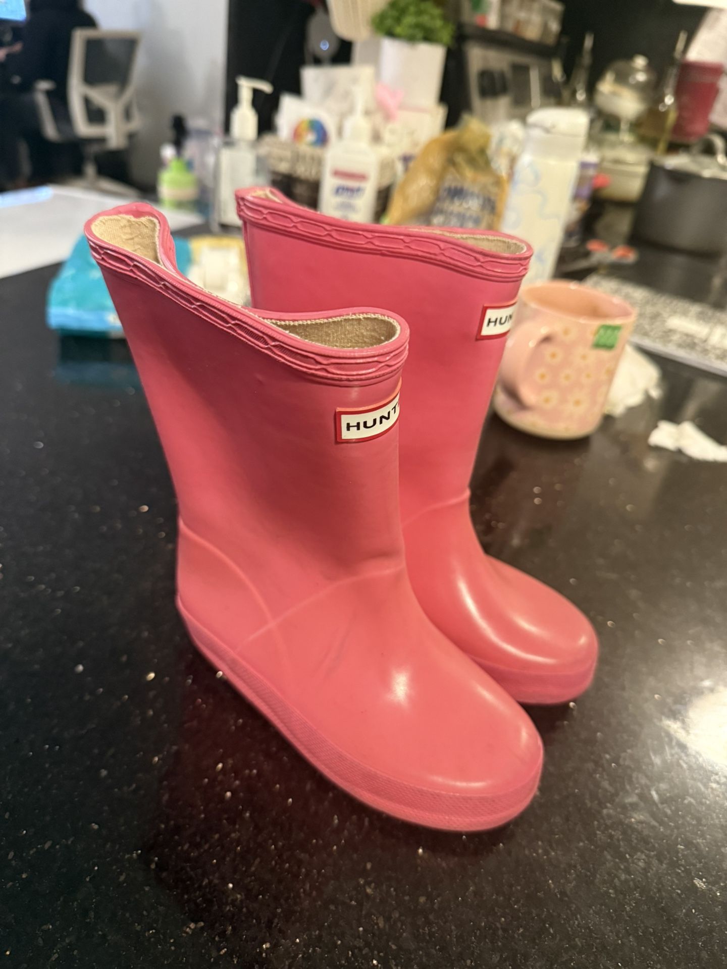 Hunter Girl’s Rain boot, Pink Size 11