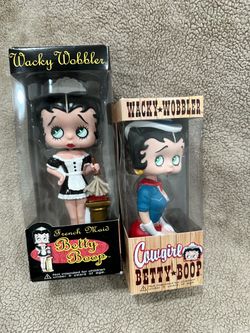 Wacky Wobbler Betty Boop figurines