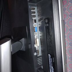 FLASH SALE Dell Monitor