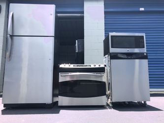 Stainless steel kitchen appliance sets