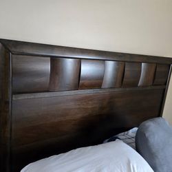 Bedroom Queen Bed Frame