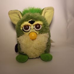 Vintage 1998 Tiger Electronics Green Furby – Original Release, Works Great